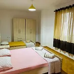 Spacious Coastal Retreat - Near Durres Appartamento *