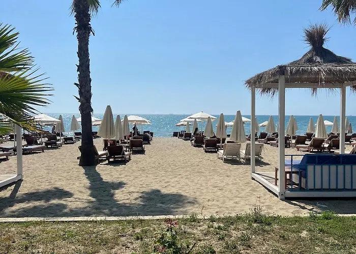 - Very Large - Self Check In - Parking Available * 格勒姆