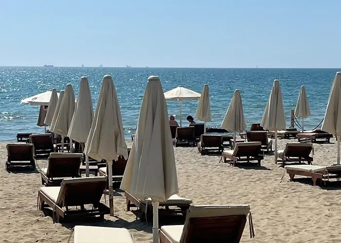 - Very Large - Self Check In - Parking Available * 格勒姆